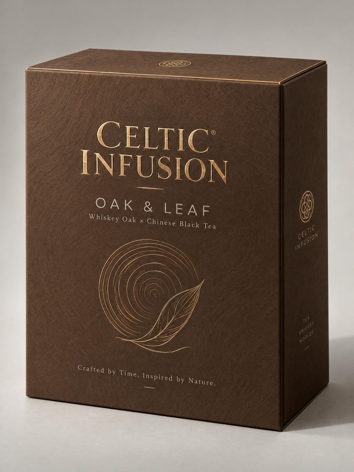 Oak & Leaf gift box packaging